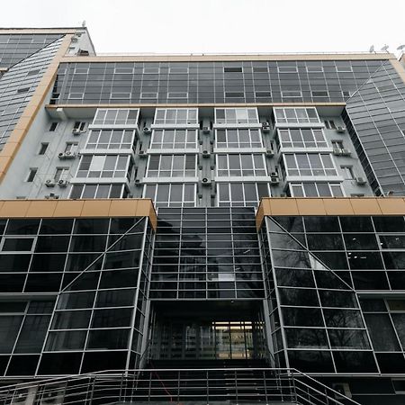 City Center Lev Tolstoi Residence Chisinau Bagian luar foto